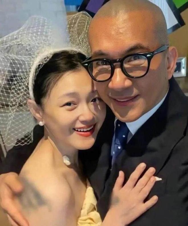住上亿豪宅花千万买鞋200万床垫买10个凯时尊龙人生就是博大S生前生活有多奢华：(图1)